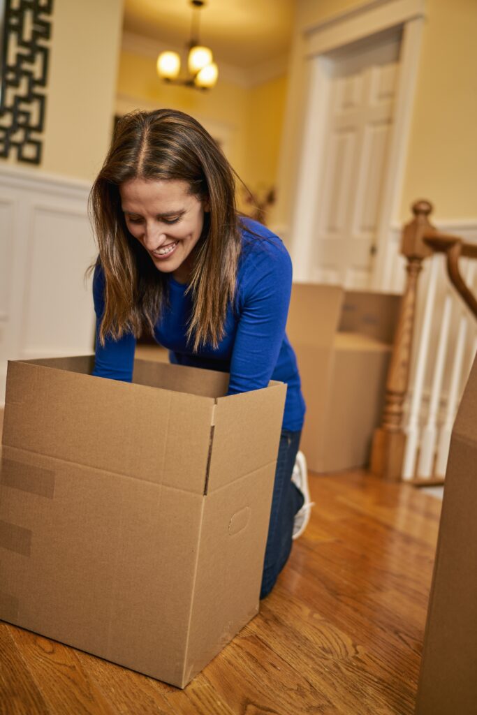 North Shore realtor Ali Wenzke shows us how to declutter